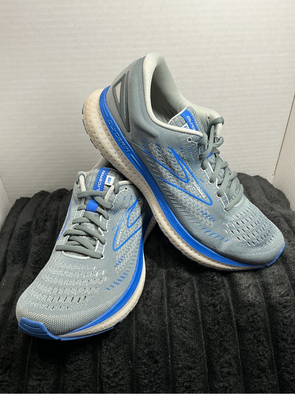 Brooks Glycerin 19 Men’s 10.5 Running Shoes Gray Blue 1103561D095 EUC